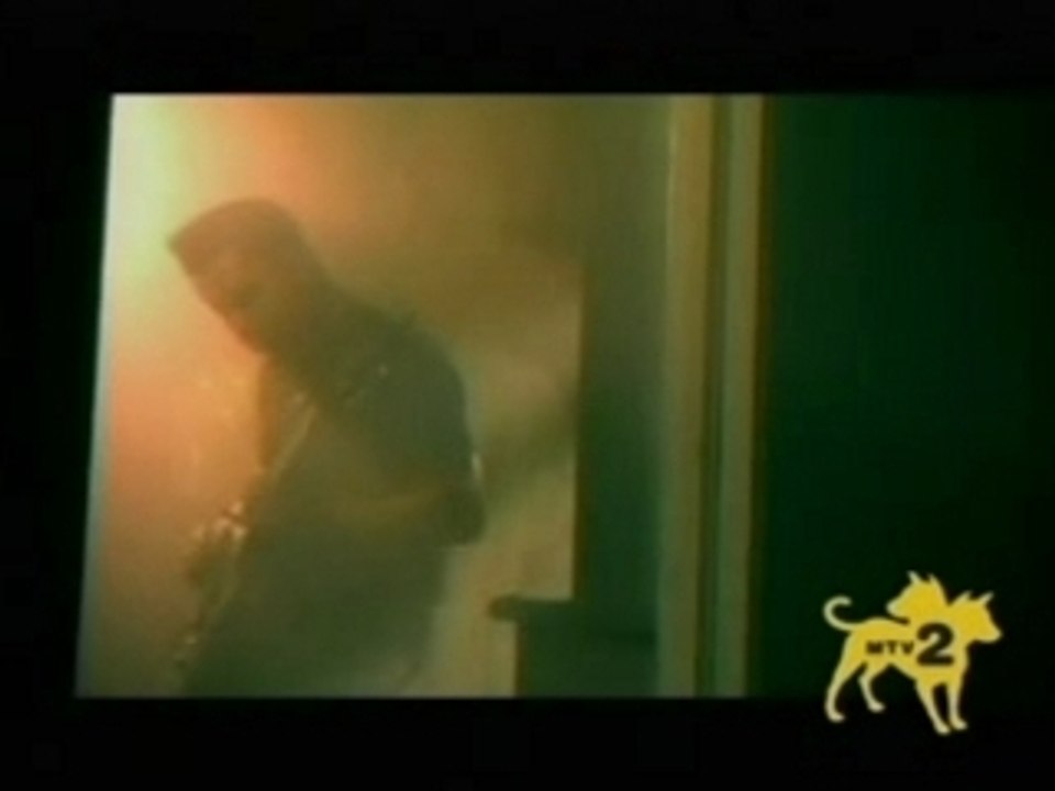 Bleeding_through-love_in_slow_motion-