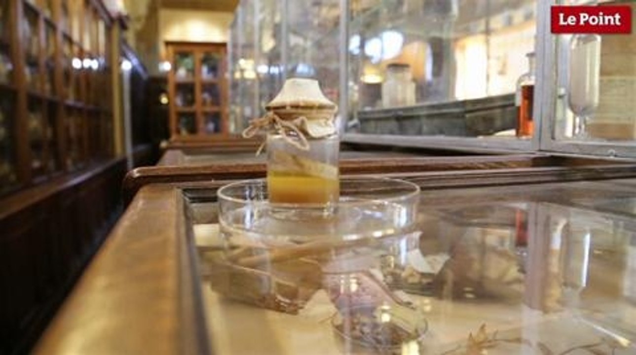 Les incroyables trésors de l’Histoire : une fiole de baume de la Mecque rapporté de la Campagne d’Égypte.