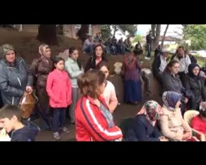 Erdemir İşçi Eylemine  Aileleri ve Siyasilerde Destek Verdi,Melek Ürkmez ,Ramazan Ürkmez,Ferhat Ürkmez ,