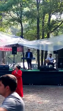 Zaralı Aslı - Annem Annem | Sivas Zara Nasır Pikniği 2014