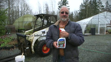 Washing heavy equipment without toxic chemicals