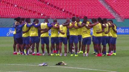 Equador treina para amistoso com Inglaterra