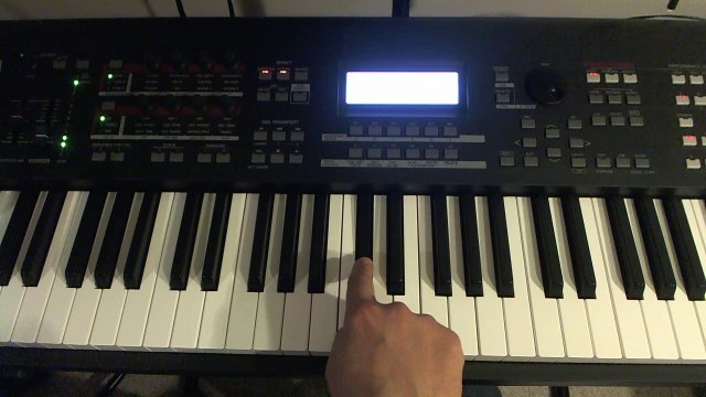 Bemolle e Diesis per alzare o abbassare le note - Corso di pianoforte gratis (Lezione 2)