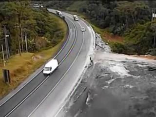 Aynı viraj 3 kaza inanılmaz ama gerçek