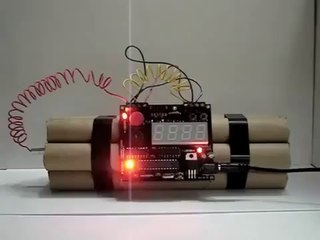 Dinamit Şeklinde Dijital Alarmlı Saat - KeyfiSepet.com