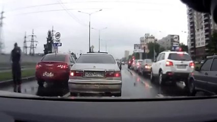 Trafikte her kuşun eti yenmez