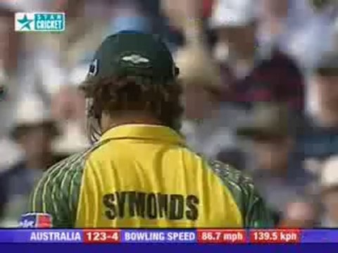 Controversial Catch - Kevin Pietersen - England v Australia 2005 Natwest Tri Series