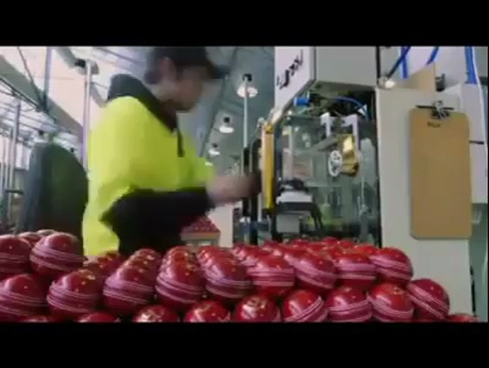 HOW A CRICKET BALL IS MADE