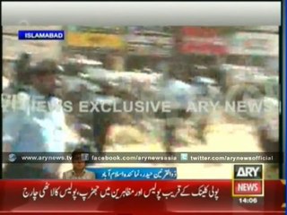 Government Employees Protest Over Wage Issue