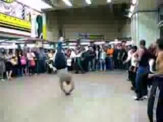 ダンサーにスト2の音楽つけてみた.