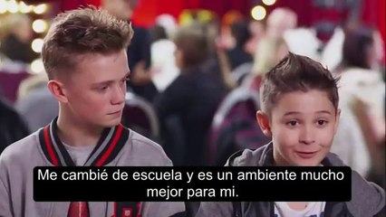 ▶ chicos dan poderoso mensaje antibulling