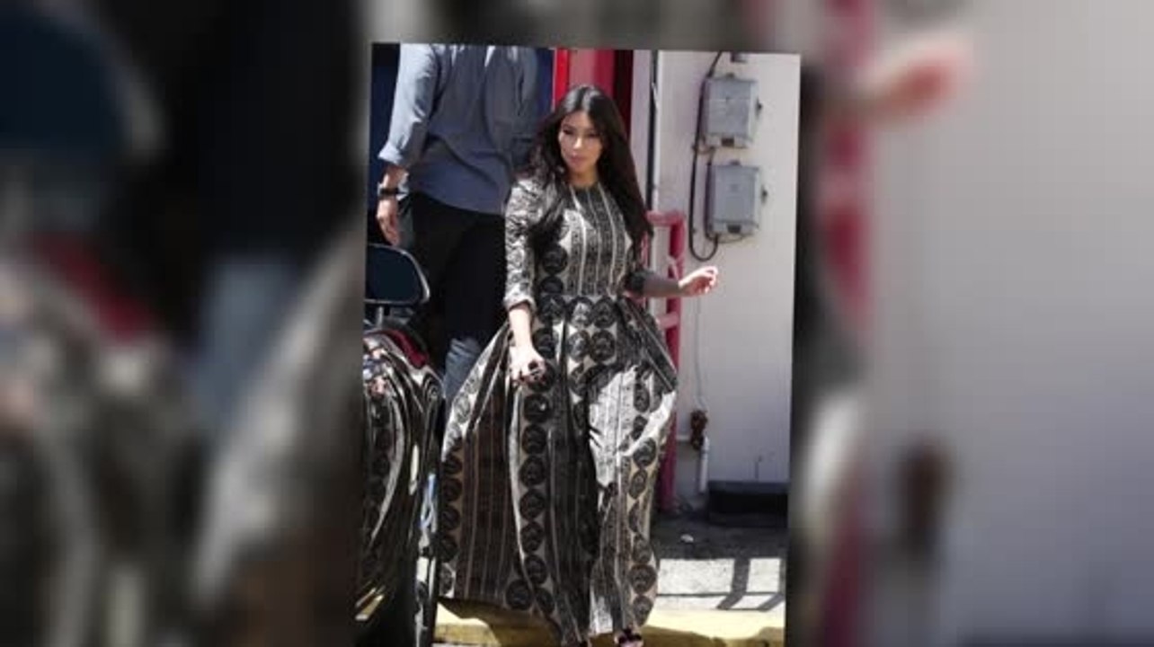 Könnte das Eheleben die Mode von Kim Kardashian gezähmt haben?
