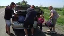 Fighting rages in eastern Ukraine town, residents flee