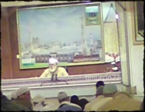 Yarbay Mehmet Kürsüye Çıkmış