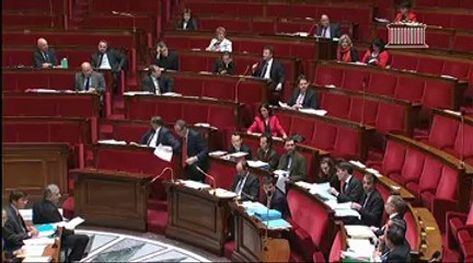 RETENUE POUR VÉRIFICATION DU DROIT AU SÉJOUR ET MODIFICATION DU DÉLIT D'AIDE AU SÉJOUR IRRÉGULIER - Mardi 11 Décembre 2012