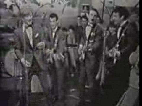 LES CHAUSSETTES NOIRES live