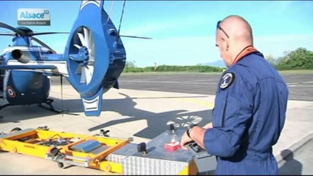 En immersion dans le détachement aérien de la gendarmerie