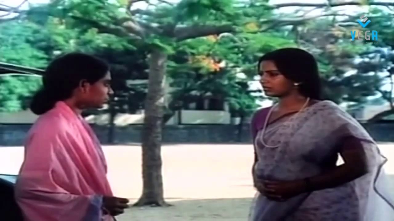 Anbulla Rajinikanth Movie Best Scene -18