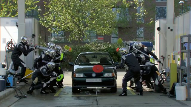 'Carwash' stunt ad with Jenson Button & McLaren MP4-29