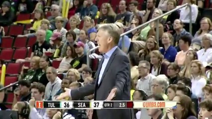 Gros Choc entre 2 basketteuses : Skylar Diggins VSCrystal Langhorne Screen