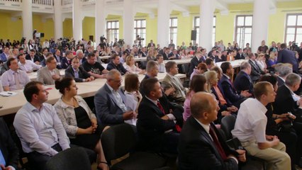 Boxing champ Vitali Klitschko sworn in as Kiev Mayor