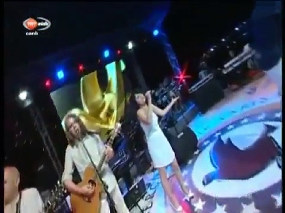 "İzmir'de Sevgilim"  Cihangir Moralı  &Düşgezginleri 2012 Altın Güvercin Song Contest
