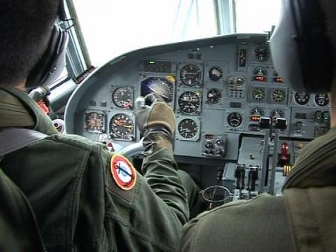 D-Day: les marins du ciel patrouillent à bord de l'ATL-2 - 06/06