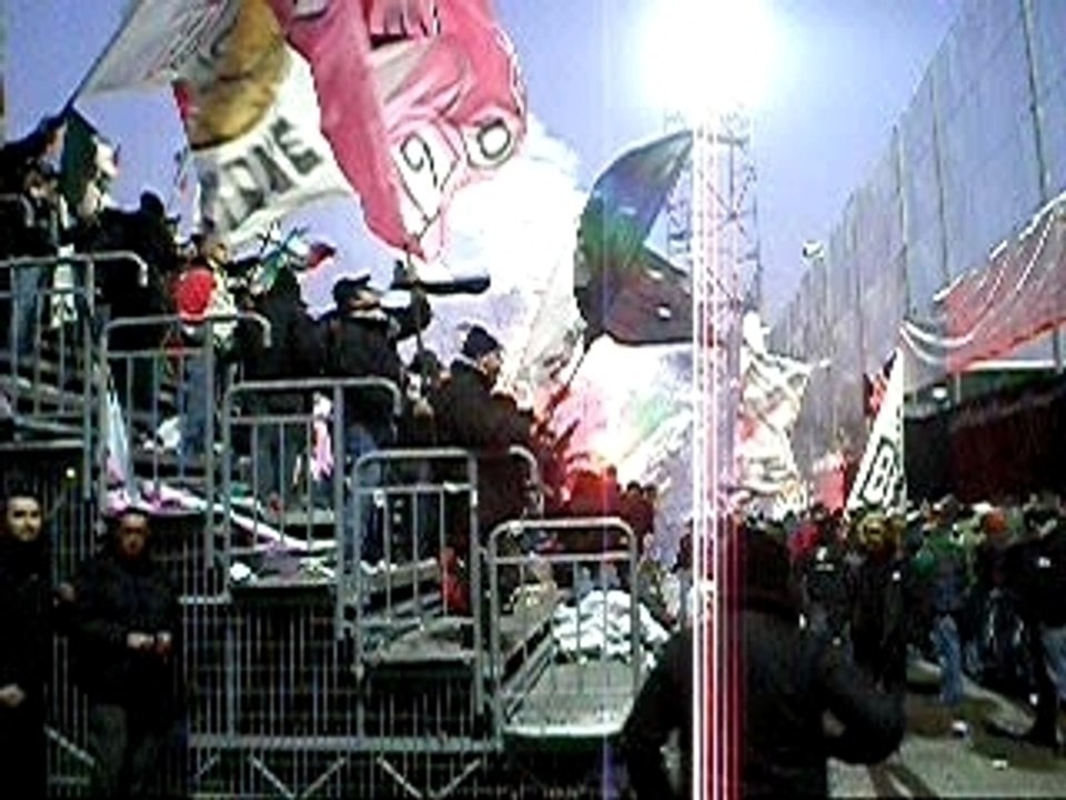Spezia - Juve, settore ospiti (Bxl Bn)