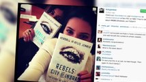 Kendall y Kylie Jenner en el mundo de los libros