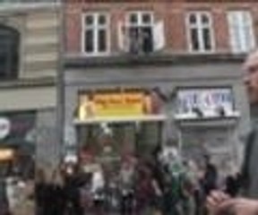 Kopenhag'da sokak festivali çılgınlığı