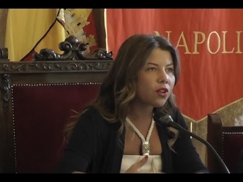 Napoli - Etica del Bere, progetto del Comune contro abuso di alcol -1- (05.06.14)