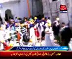 India Sikh groups clash at Golden Temple