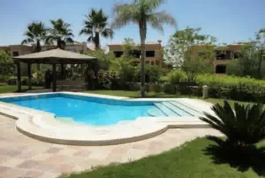 Unfurnished Villa for Rent in Lake View Compound with Private Garden Swimming Pool.