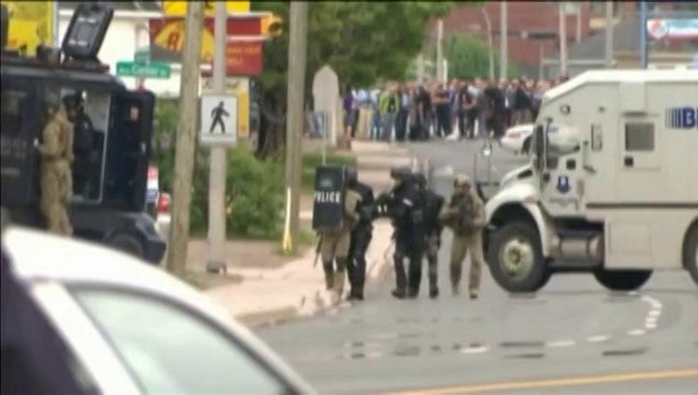 Canada : l'homme suspecté d'avoir tué trois policiers arrêté après 30 heures de traque