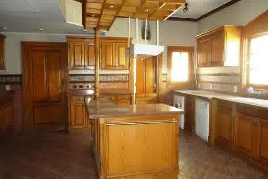 Semi Furnished Villa for Rent in Katameya Heights with Private Garden Swimming Pool.