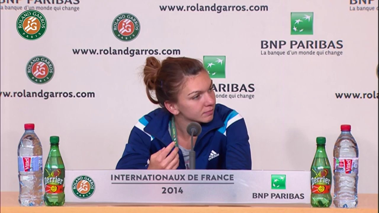 Simona Halep - Press conference  2014 French Open SF