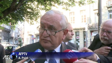 UMP: "Je demande un cessez-le-feu" (Raffarin)