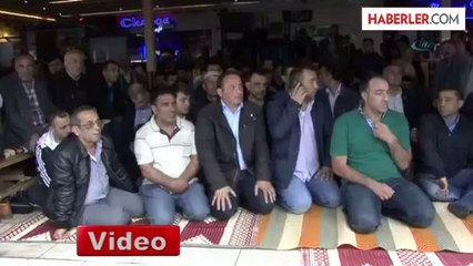 Başbakan Erdoğan Büyük Mecidiye Camii'nde