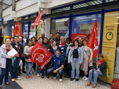 Grève des agents de la Poste de Meaux - Beauval (77) 3 et 4 juin 2014