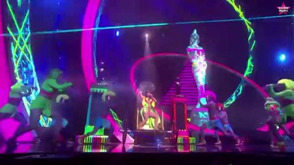 Katy Perry : "Je ne reste pas plus de six mois sans faire l'amour"