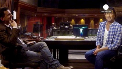 Carlos Vives intepreta en español la canción del Mundial, "La Copa de Todos"