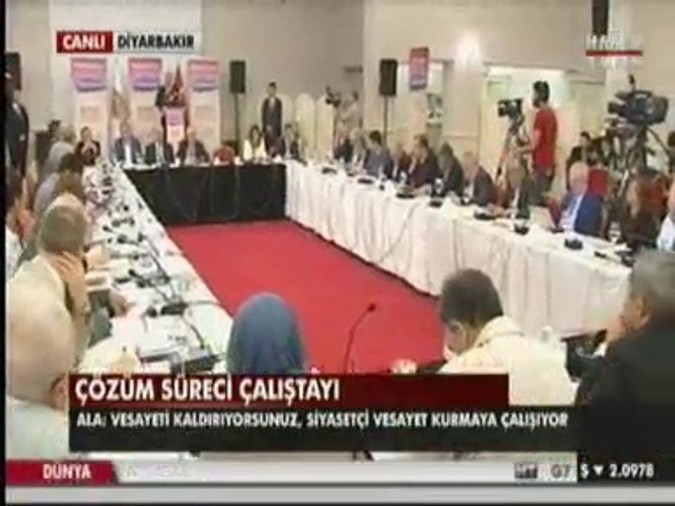 Diyarbakır'daki Çözüm Süreci Çalıştayın da İçişleri Bakanı Efkan Ala Konuşma Yaptı