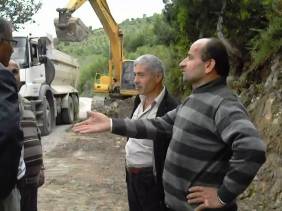 05.06.2014. köyümüzle canbazli arasi yol genislemesi. 009