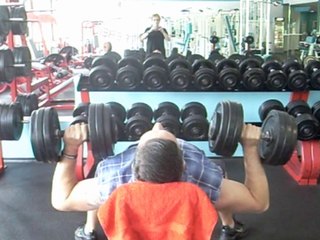 Bodymaker Dumbell  incline Training