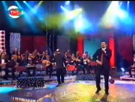 Selâmi ŞAHİN-İyi Ki Varsın