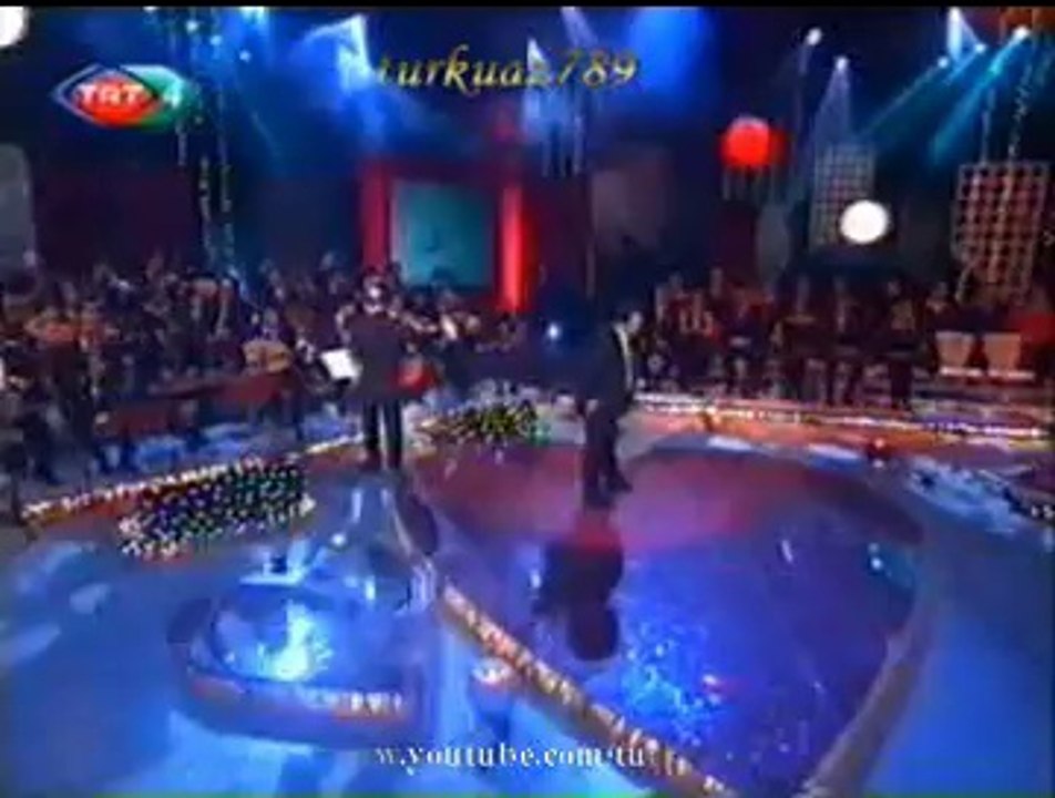 Selâmi ŞAHİN-Seni Ben Ellerin Olsun Diye Mi Sevdim