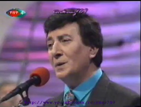 Selçuk AYGAN-Leylâ Bir Özge Candır Kara Gözlü Ceylândır