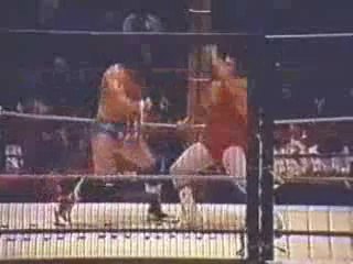 Macho Man' Randy Savage vs. Jerry Lawler (Cage Match) Memphis - [1983-12-12]
