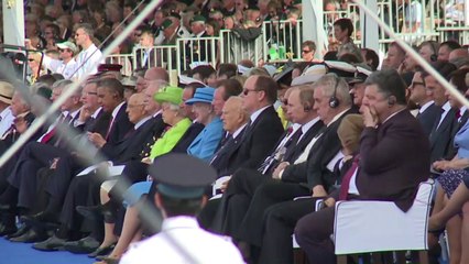 Performers reenact D-Day events for veterans and dignitaries