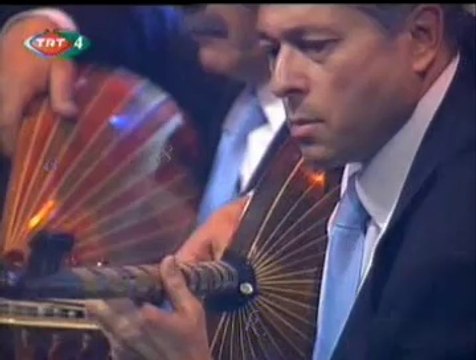 Selçuk SİPAHİOĞLU (Tanbûr)-Hicaz Taksim (1)